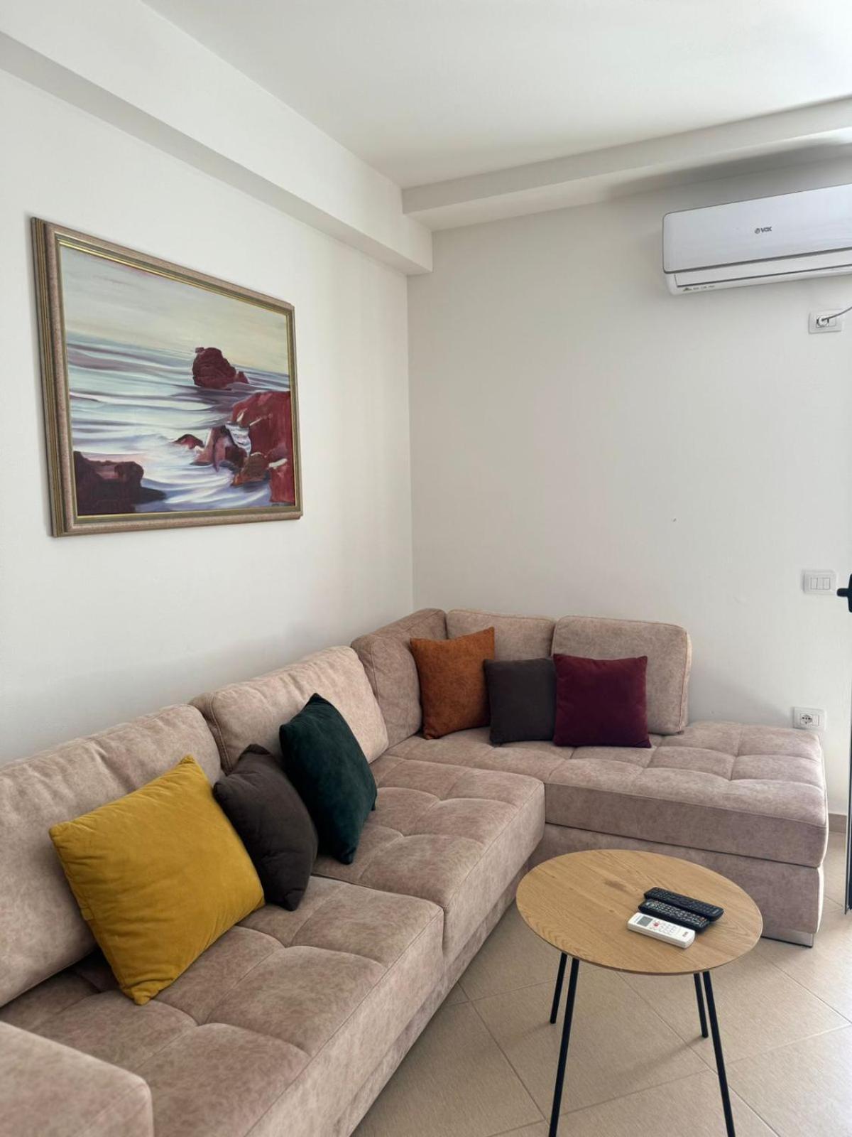 Siloria Apartments Vlorë Exterior foto