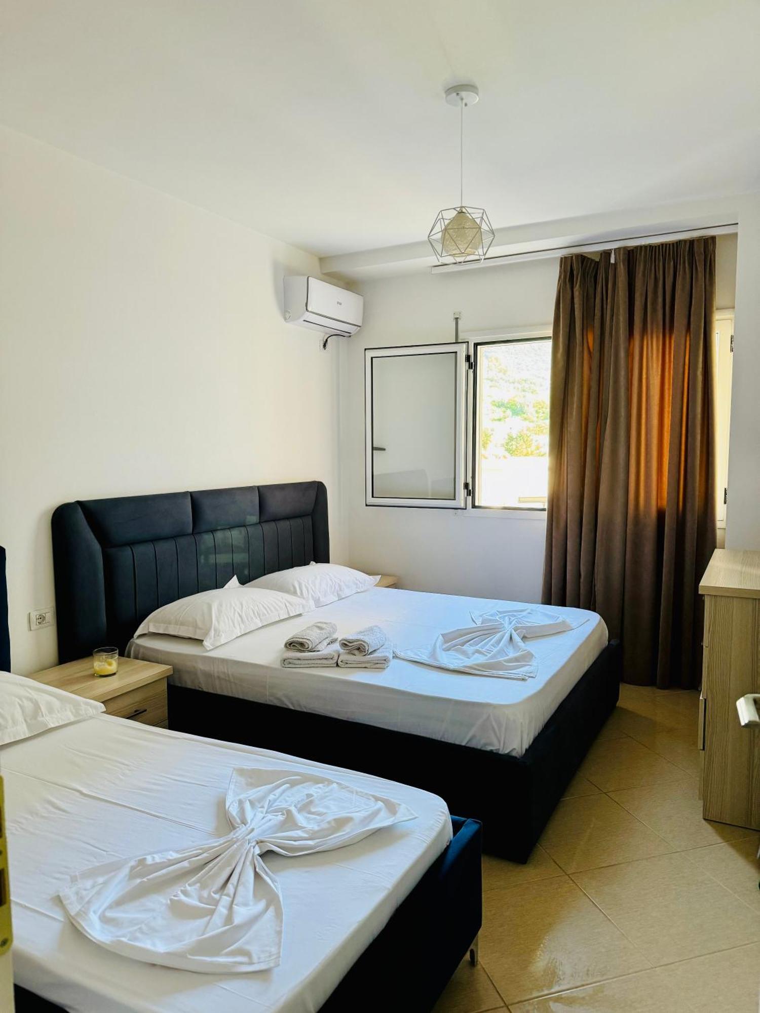 Siloria Apartments Vlorë Exterior foto